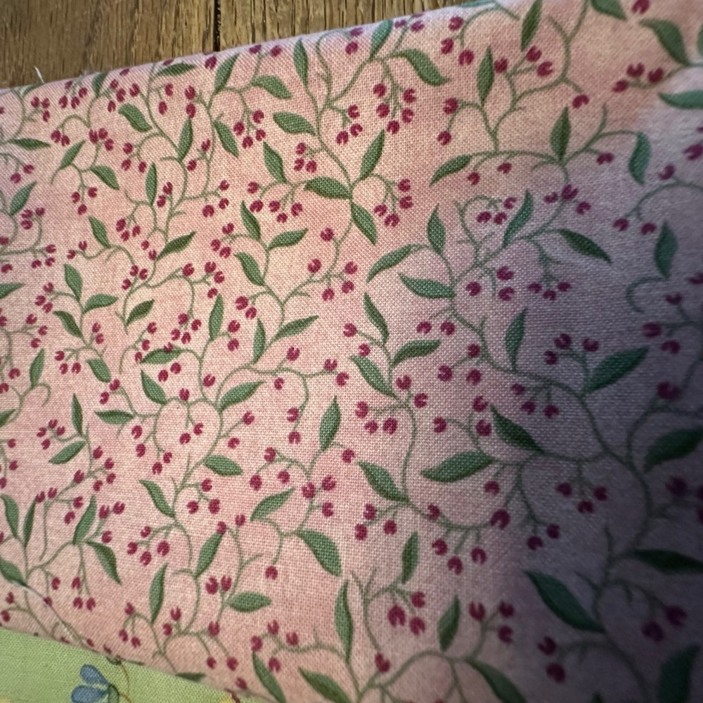 Northcott Pocketful of Posies Floral Cotton Fabric Fat Quarter Bundle 6pc Set - Picture 12 of 12